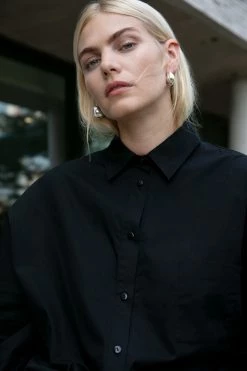 Marcellamoda Tops & Tunics Raphaela Boyfriend Shirt